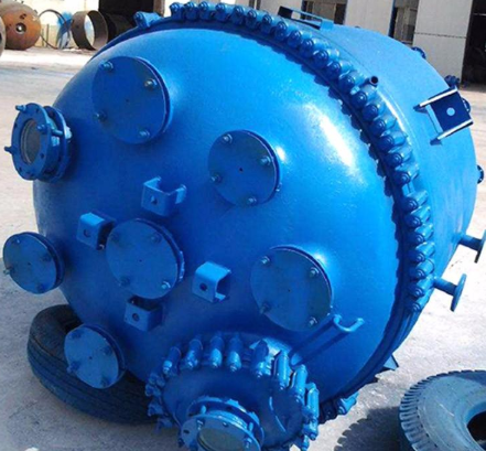 保持搪玻璃反應罐內(nèi)的恒溫至關重要